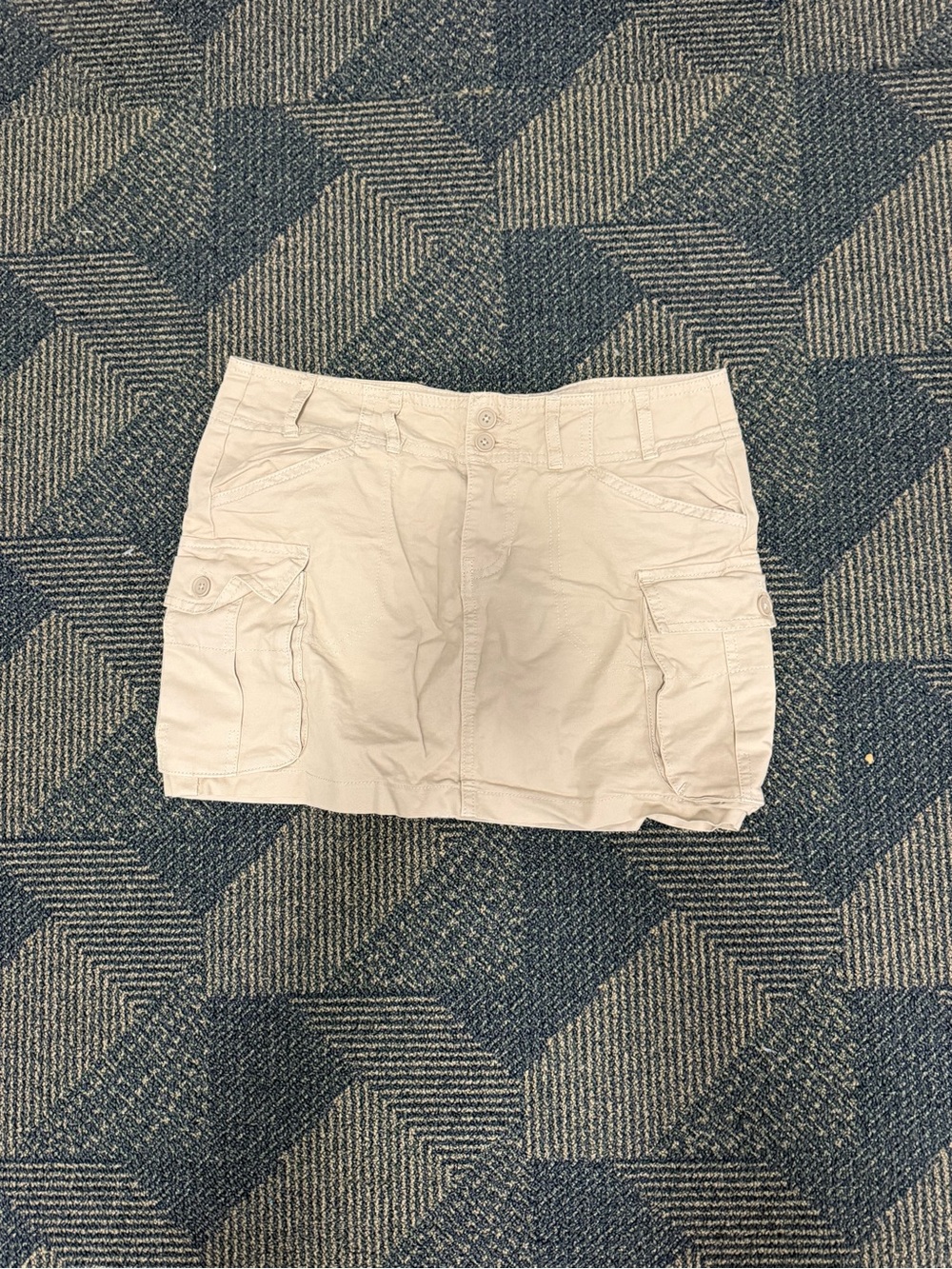 brandy melville cargo skirt